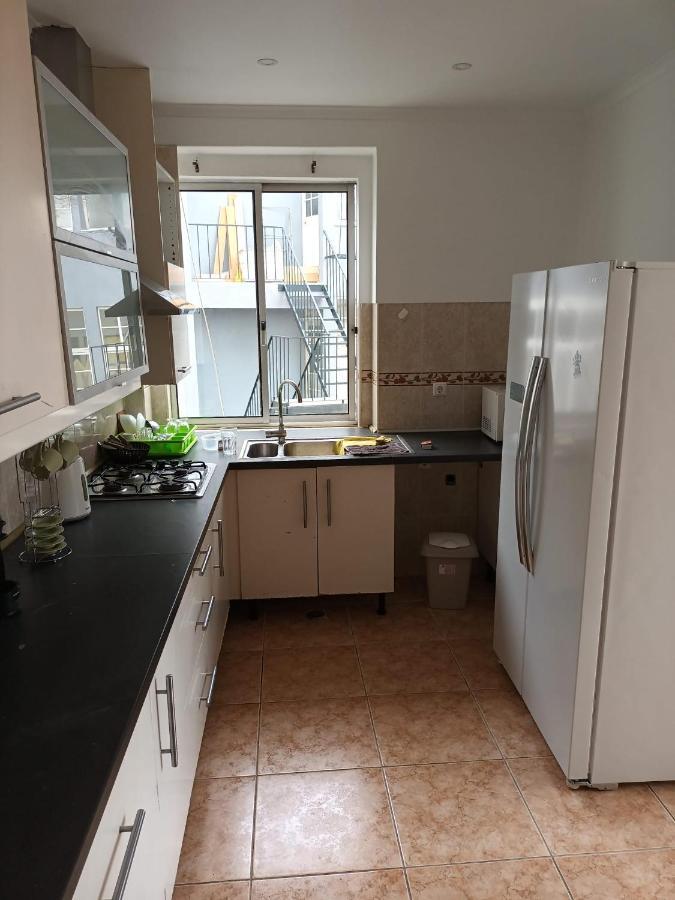 Low Cost Desterro Apartments Lisboa Exteriör bild